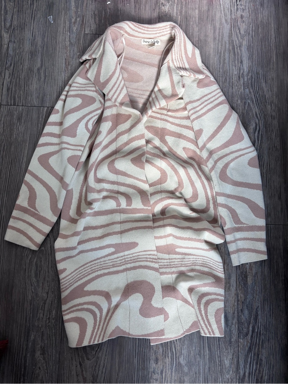 Cherie Collette cream and pink abstract wavy pattern polyester blazer